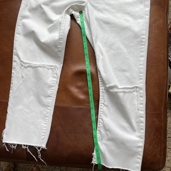 Gap 1969 boyfriend distressed cropped white jeans SZ 4 - Picture 8 of 9